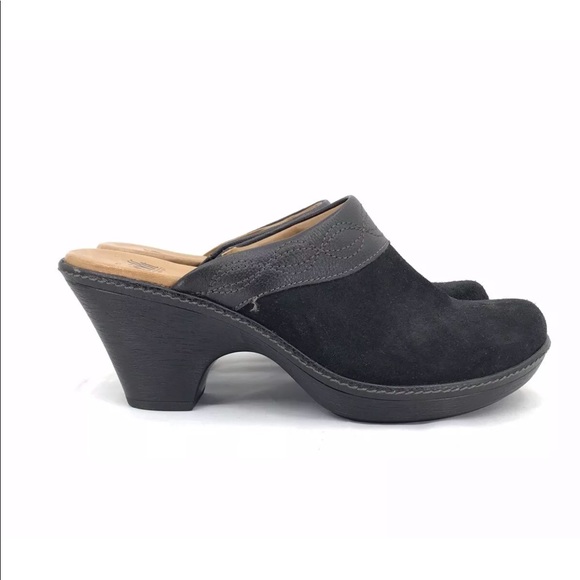 wedge clogs closed toe
